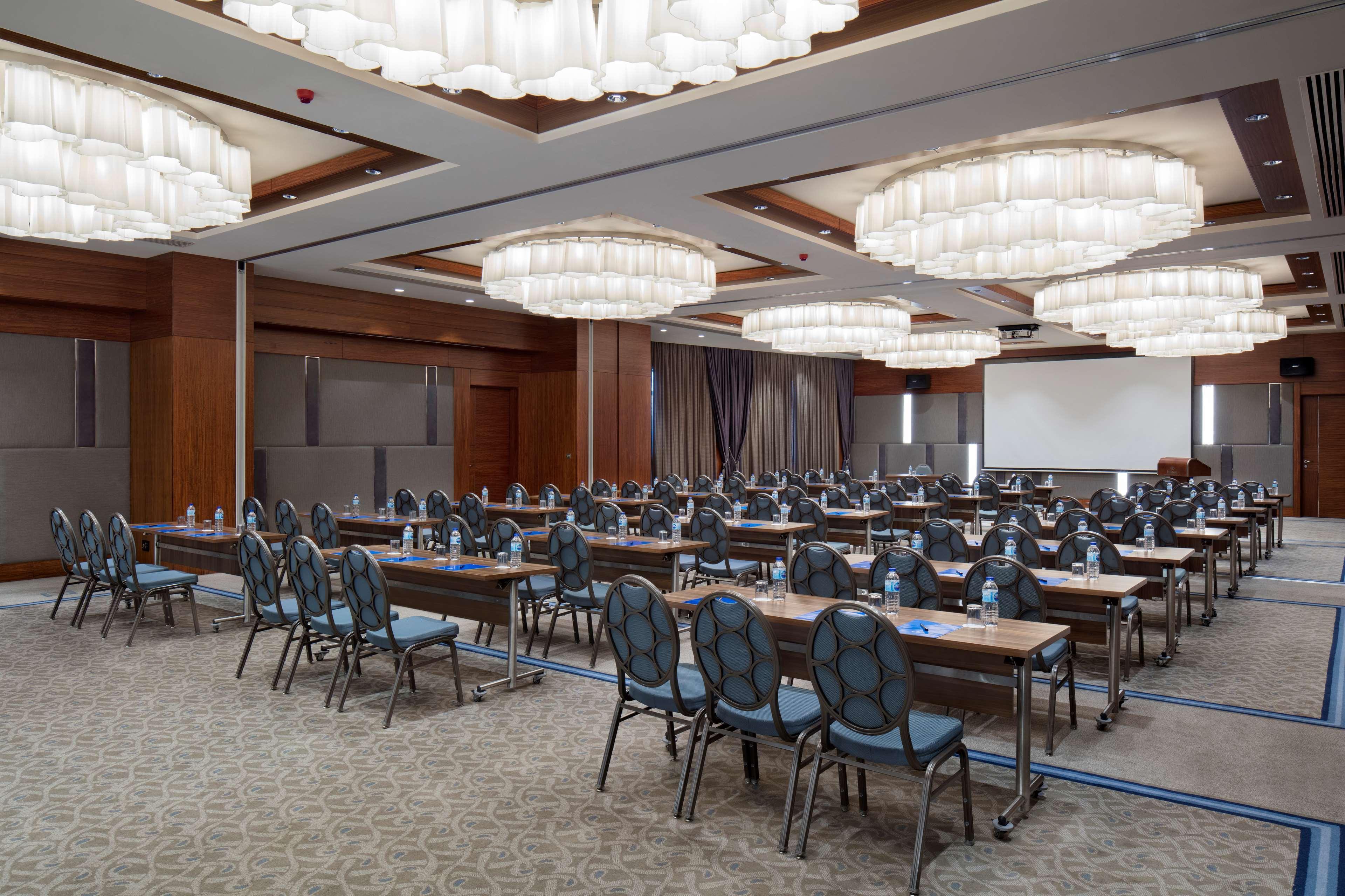 Hilton Bursa Convention Center & Spa Ngoại thất bức ảnh