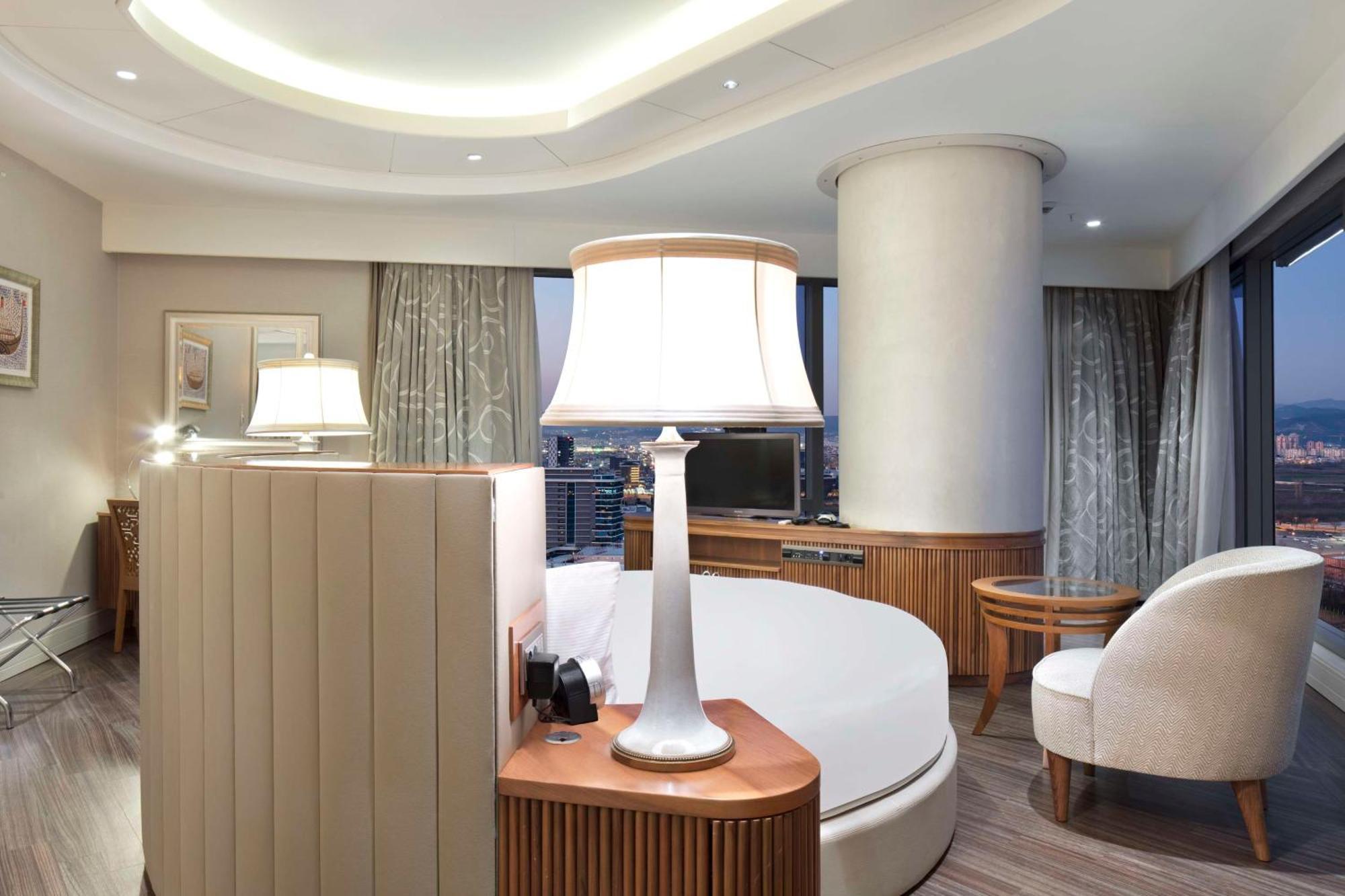 Hilton Bursa Convention Center & Spa Ngoại thất bức ảnh